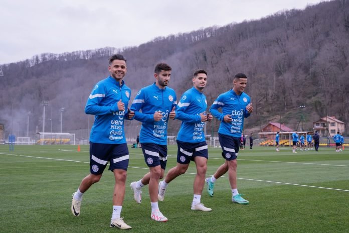 Preparativos Intensos: La Selección Paraguaya se Prepara en Rusia para Enfrentar Nuevos Retos