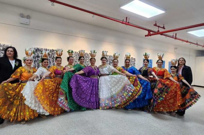 Explosión Cultural: Mburukuya Paraguay Brilla en la VII Feria Internacional del Libro Lacuhe en Nueva York