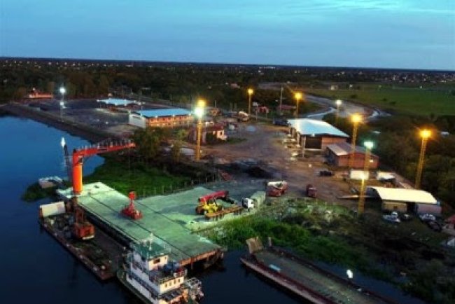 Aumenta Descarga de Mercaderías en Puertos de Pilar ante Bajante Histórica del Río Paraguay