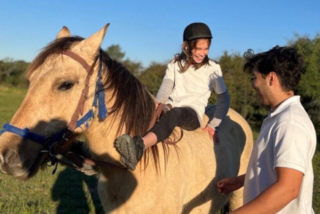 Equinoterapia: Transformación Integral a través del Deporte Ecuestre en Paraguay