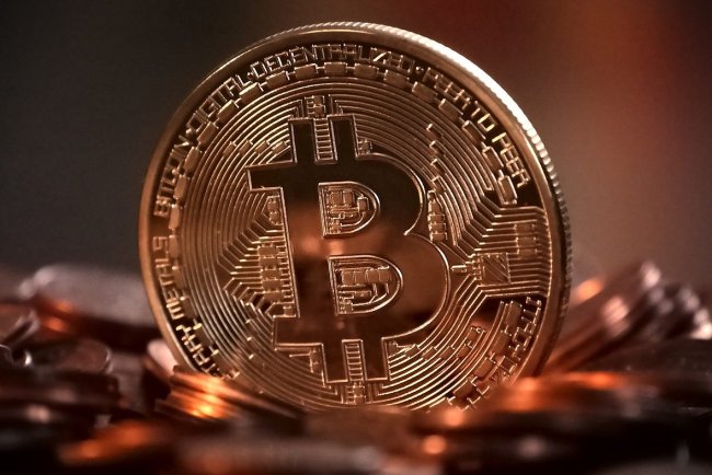 Bitcoin supera los $100,000: el optimismo por políticas pro-cripto de Trump impulsa el rally histórico